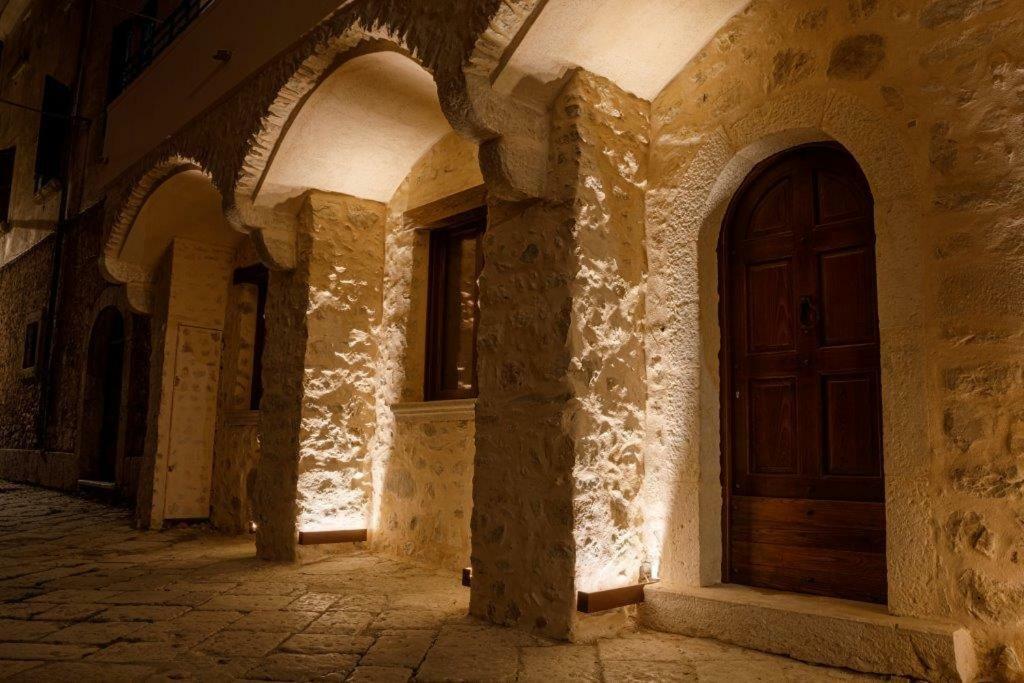 I Vicoli Exclusive Apartments Фонді Екстер'єр фото